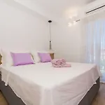 アパート Rozana - Beachfront Wellness Retreat *