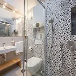 Rozana - Beachfront Wellness Retreat * セゲット・ヴラニツァ